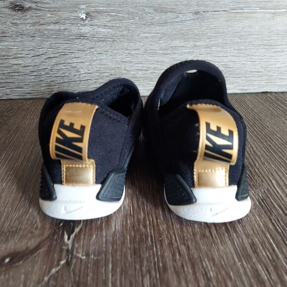 (Toddler) Nike Huarache Extreme 'Black Gold' AH7827-007 Size 8C - Picture 5 of 9